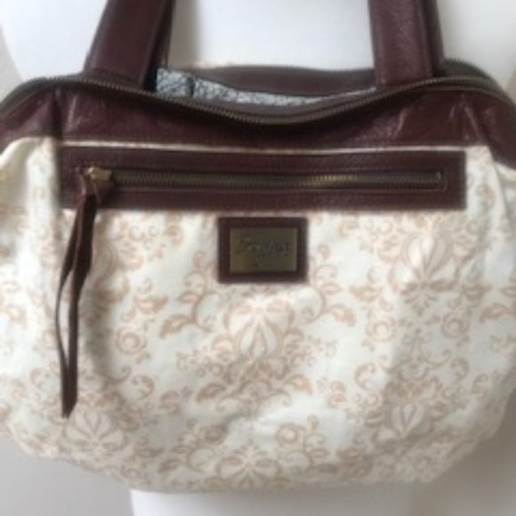 Bryna Nicole Breakaway Varennes Leather Bag - Picture 8 of 12